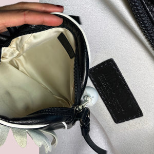 Moschino Cheap & Chic Daisy Purse